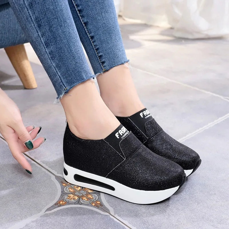 New Sneakers Women Shoes Woman Flat Platform Shoes Female Flats Shine Bling Causal Shoes Loafers Plus Size Slip on Ladies Shoes