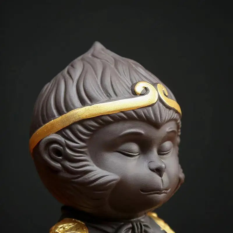 Chinese Tea Purple Clay Tea Set Monkey King Tea Pet For Home Car Tea Tray DecorationTea Tray Sun Wukong Statues Sculptures