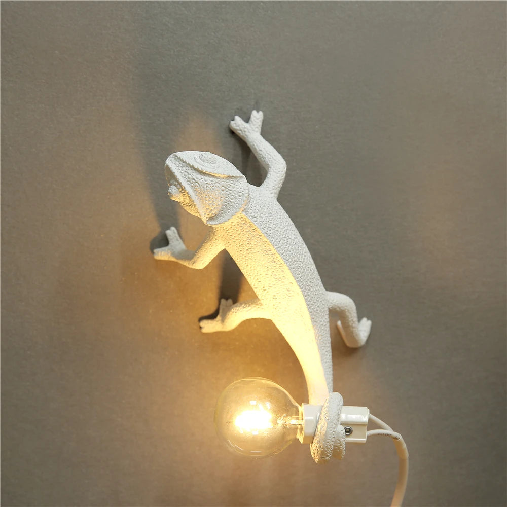 Resin Lizard Night Light Living Room Bedroom Modern Animal Chameleon Wall Lamps Led Table Lamps Home Decor Luminarie