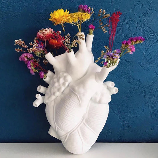 Anatomical Heart Shape Flower Vase Nordic Style Flower Pot Art Vases Sculpture Desktop Plant Pot for Home Decor Ornament Gifts