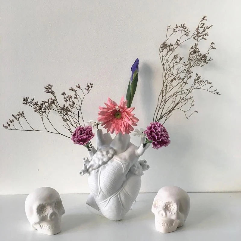 Anatomical Heart Shape Flower Vase Nordic Style Flower Pot Art Vases Sculpture Desktop Plant Pot for Home Decor Ornament Gifts