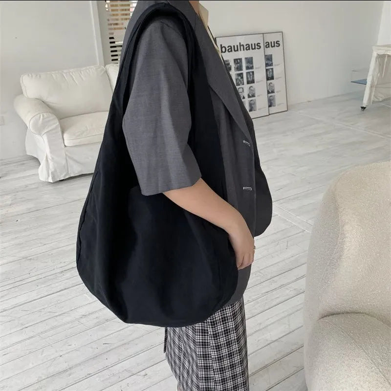 Women Canvas Crossbody Bag Oblique Cross Single Backpack Large Capacity Shoulder Bag Retro Dumpling Hobos Bag Shoulder Bag