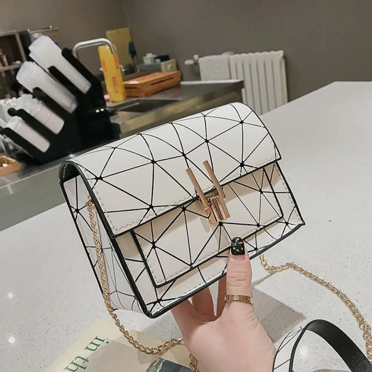 Women Shoulder Bags 2023 Summer New Korean Version of The Messenger Bag Handbag Chain Wild Crack Printing Wild Shoulder Bag